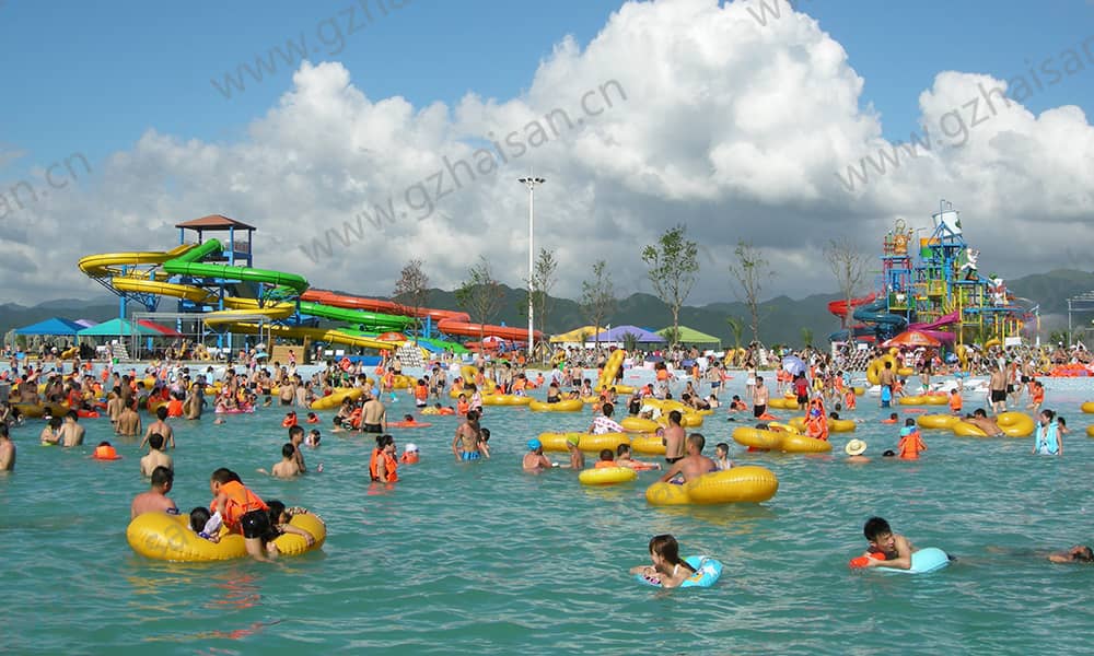 浙江宁波东钱湖水上乐园螺旋组合滑道、造浪池