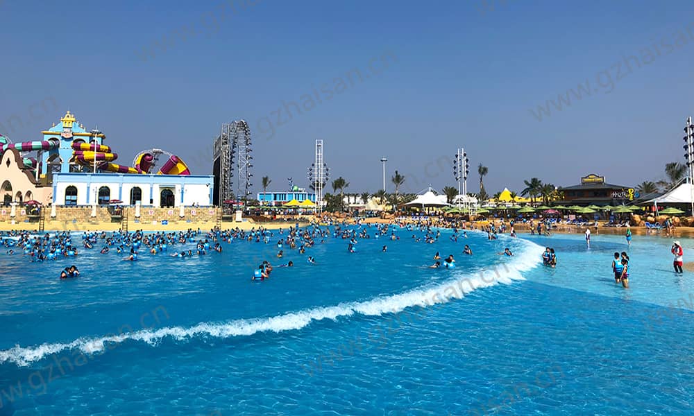 阿拉的海水上乐园海浪池