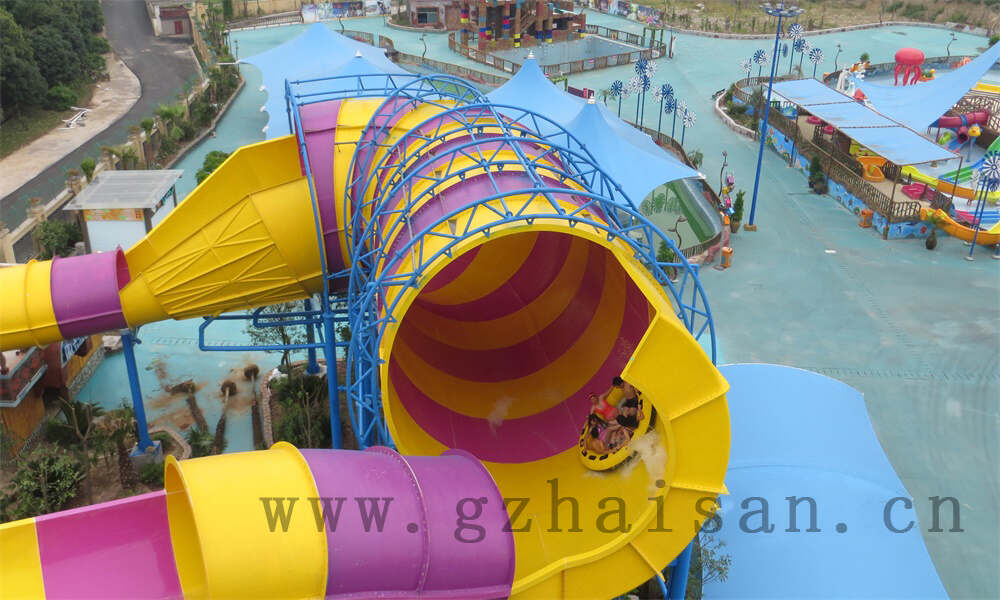 水上嬉乐探险园