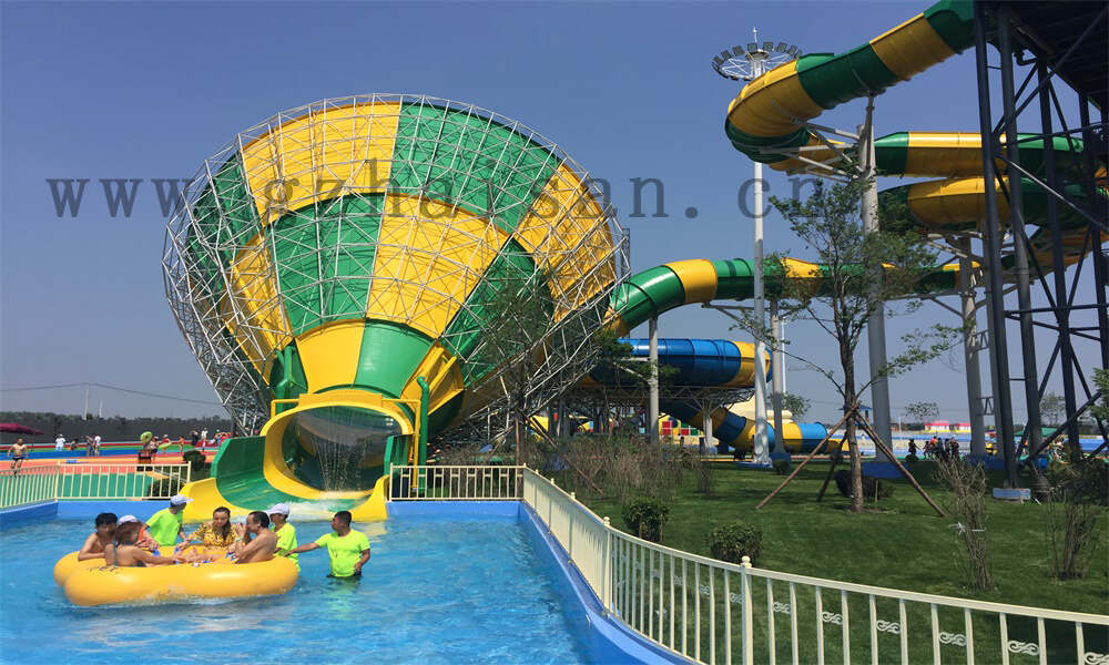 水上游乐设施滑梯厂家：打造刺激水上乐园体验